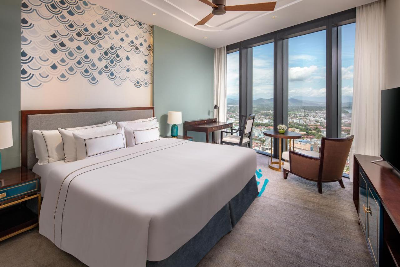 Melia Vinpearl Hue Hotel Екстериор снимка