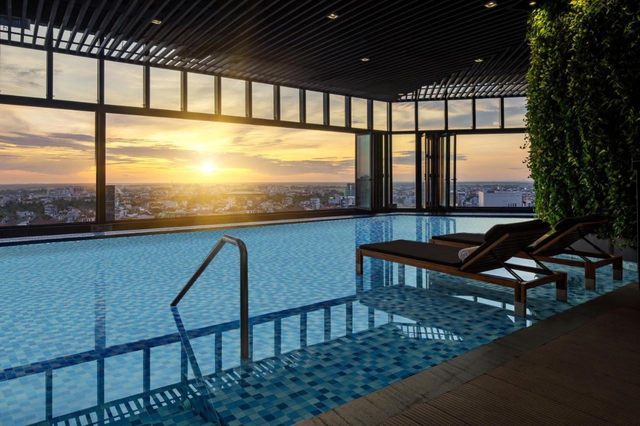 Melia Vinpearl Hue Hotel Екстериор снимка Sky Pool