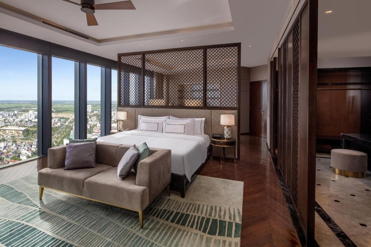 Melia Vinpearl Hue Hotel Екстериор снимка A bedroom at the hotel