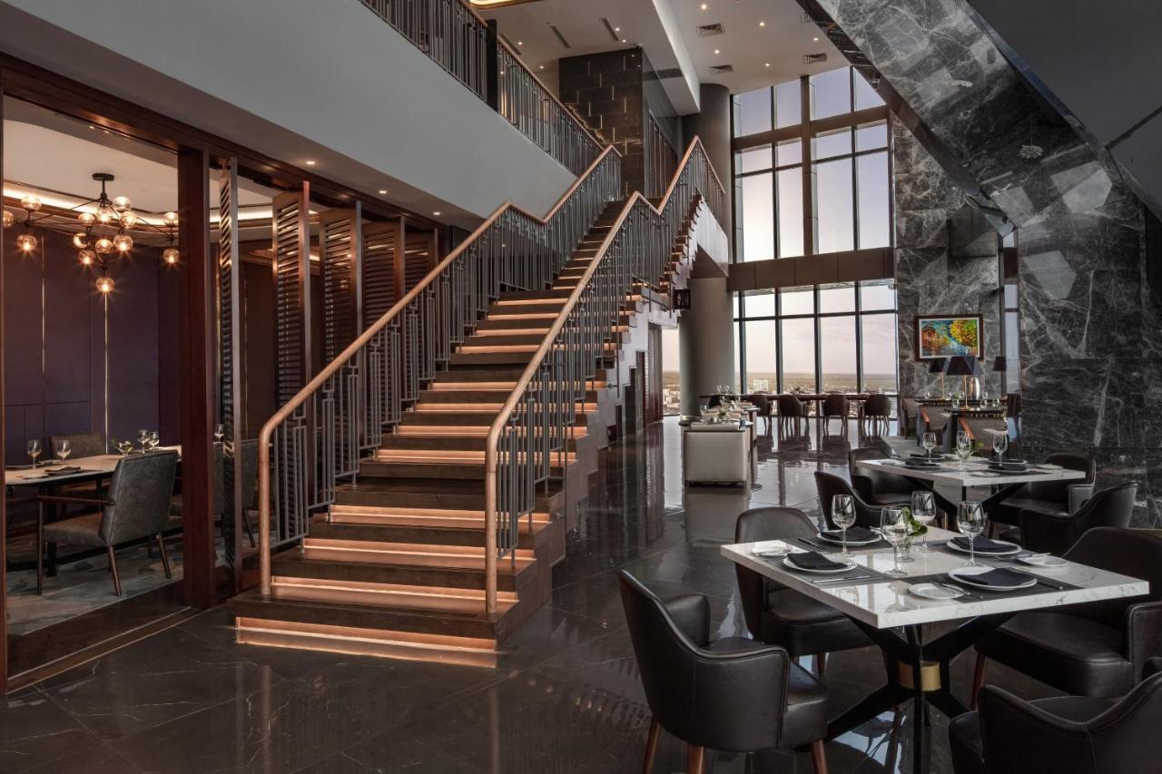 Melia Vinpearl Hue Hotel Екстериор снимка The restaurant's interior