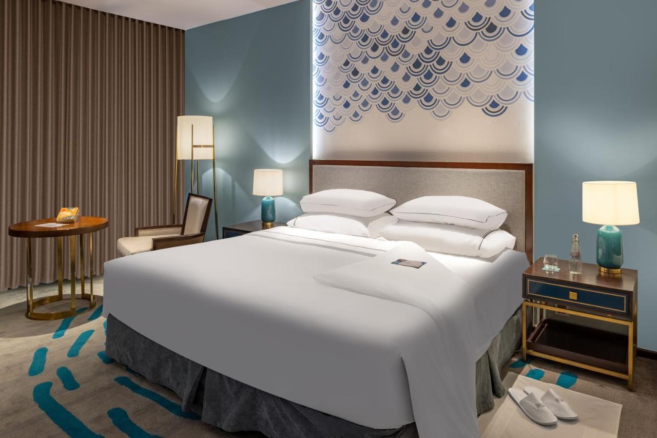 Melia Vinpearl Hue Hotel Екстериор снимка A bedroom