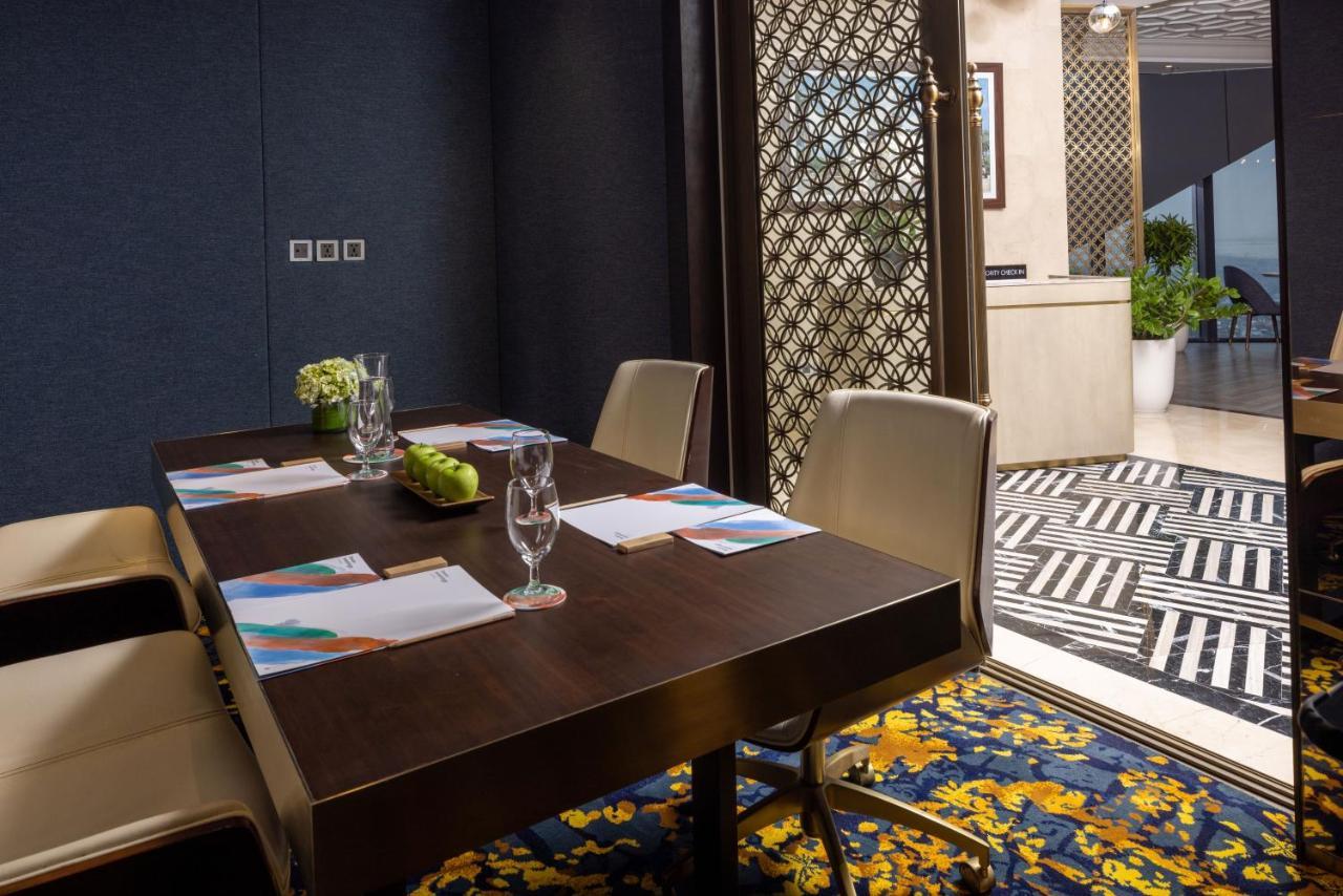 Melia Vinpearl Hue Hotel Екстериор снимка Meeting room
