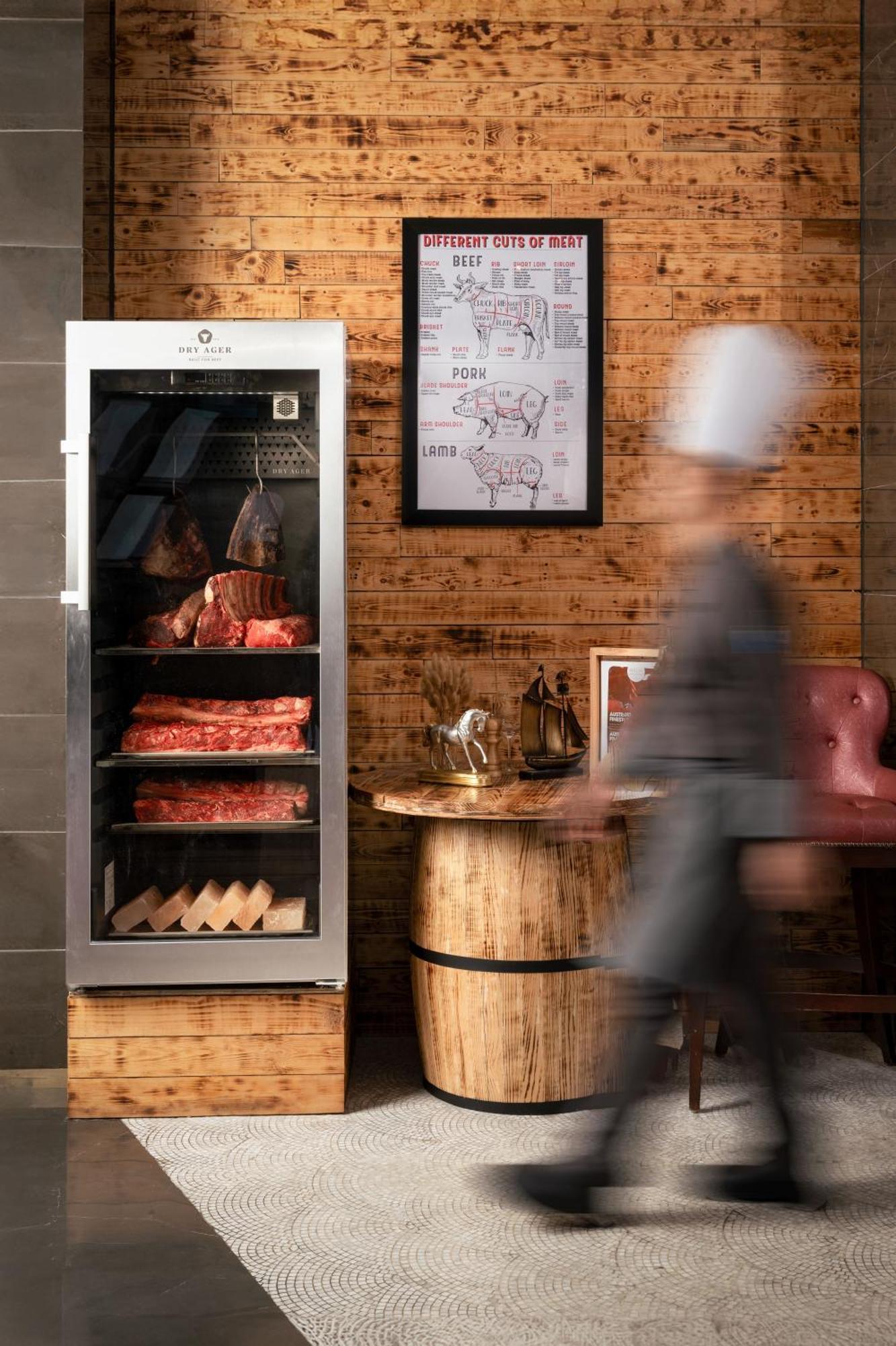 Melia Vinpearl Hue Hotel Екстериор снимка Dry-aging fridge