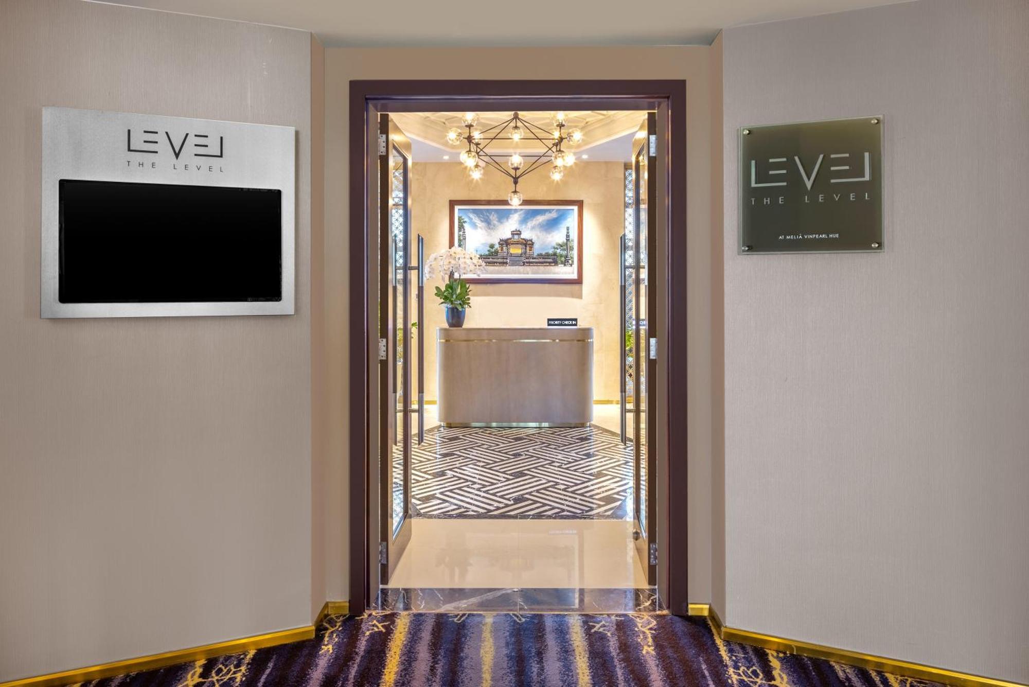 Melia Vinpearl Hue Hotel Екстериор снимка Level 99