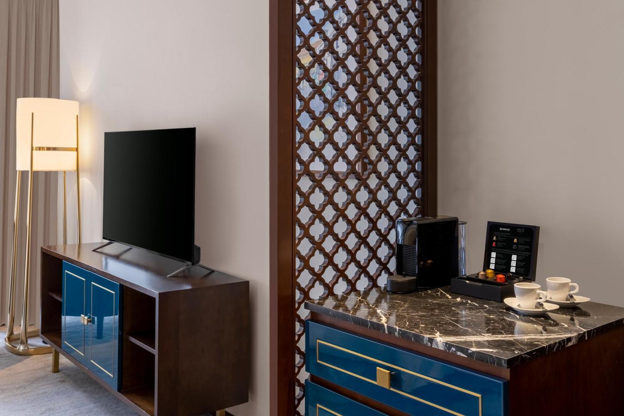 Melia Vinpearl Hue Hotel Екстериор снимка