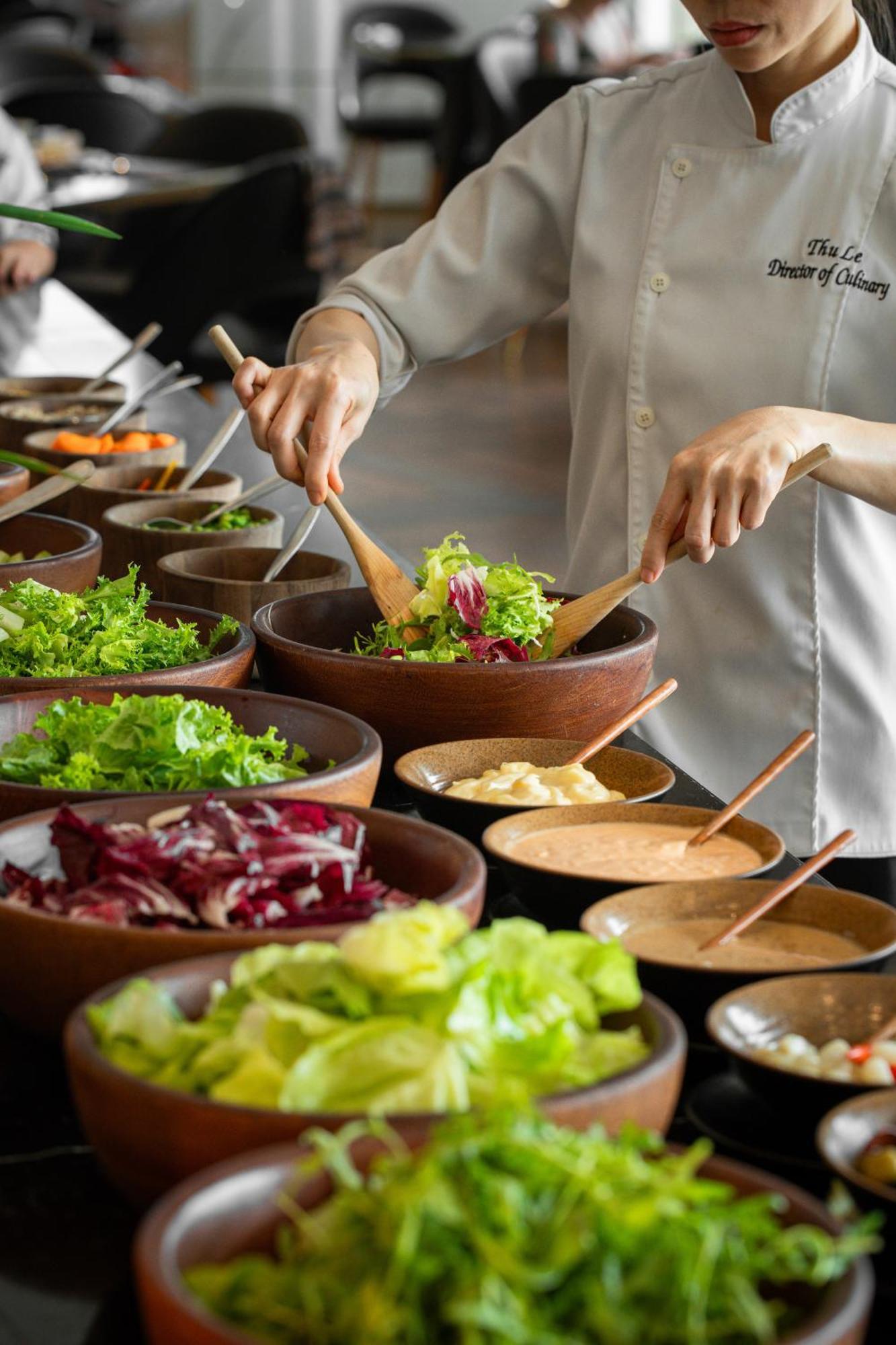 Melia Vinpearl Hue Hotel Екстериор снимка Salad bar